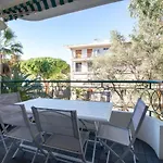 Appartement Calme Et Confortable -Terrasse- Cannes
