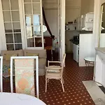 Cannes Privat Residence Holiday Apartments