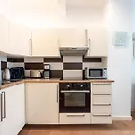 Cannes 1-Br Apartment In The Carre D\'Or