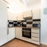 Cannes 1-Br Apartment In The Carre D\'Or