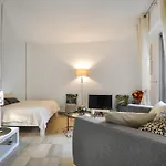 Beautiful Apartment In Cannes With Kitchen