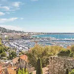 Beautiful Apartment In Cannes With Kitchen