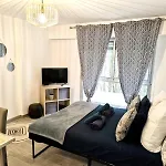 Studio Elegant Avec Acces A La Piscine