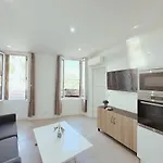 Appartement 2 Pieces Renove Avec Clim, Wi-Fi Et Tout Equipe - Proche De Rue D\'Antibes Et Palais Des Festivals