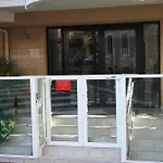 Bristol Park - Parking - 5Mn Walk From Palais Des Festivals