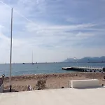 Sissi A La Croisette
