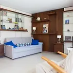 Velasquez One Bed