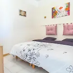 Le Colony Apartment 1