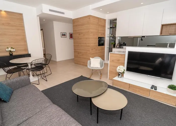 Cannes Center La Croisette Splendid 2 Bedroom In Premium Residence Gardens And Balcony By Olam Properties