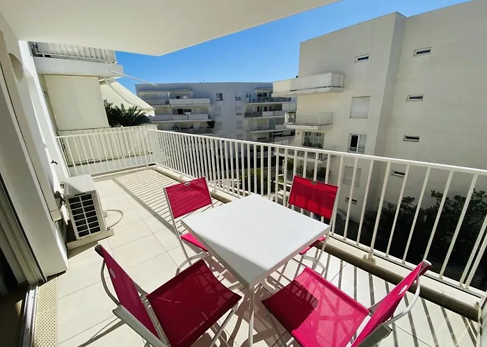 Val1- One Bedroom Cannes Center