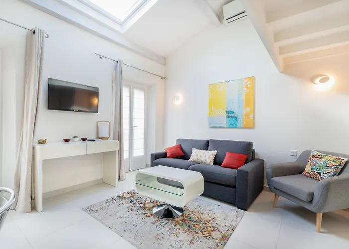 Agences Des Residences - Rue Commandant Andre