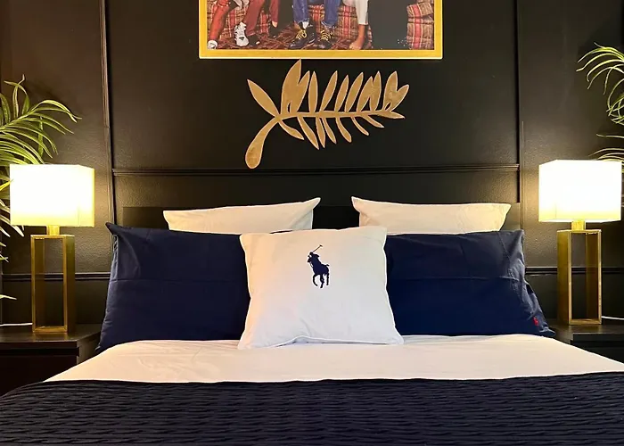 Palais 5Min Luxury&Cinema Studio