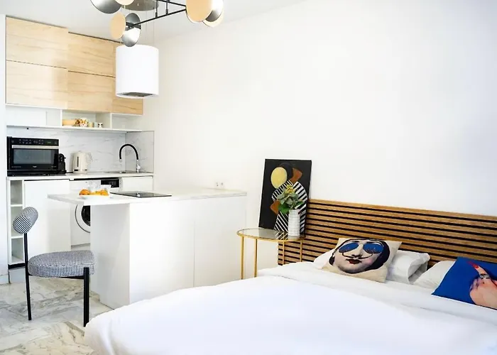 Majestic Apartment