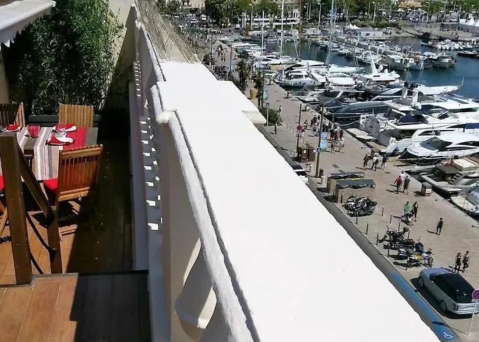See Front Premium Location - Panoramic View -