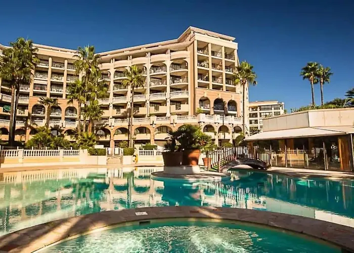 Le Cannes Beach 199C