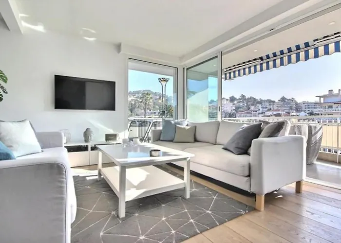 Beautiful T3 With Spacious Balcony