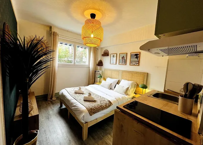 Golden Beach Studio Cannes