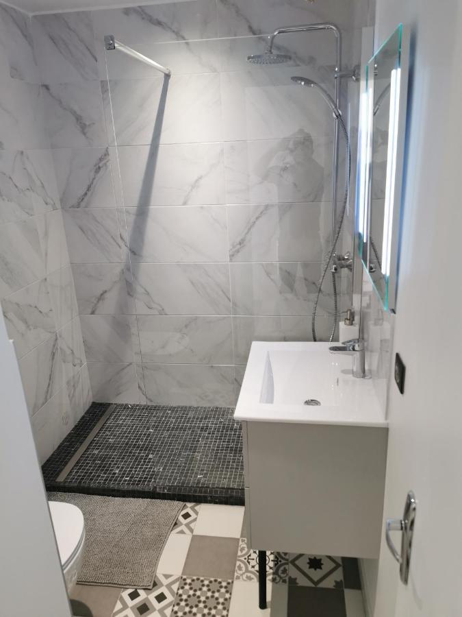 Suquet Balcony 1 Min Beach, 10 Min Palais & Croisette Works Apartment Cannes
