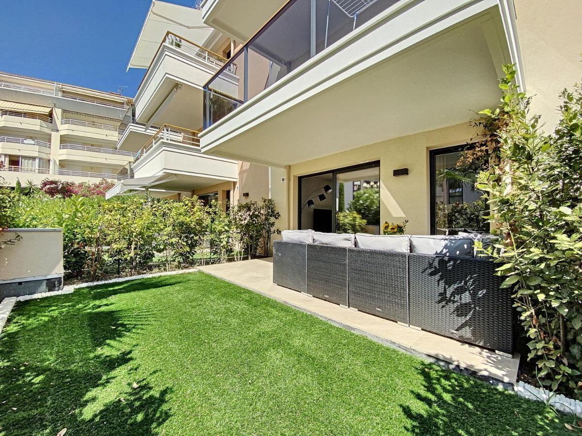 Apartment Palm With A Swimming Pool *