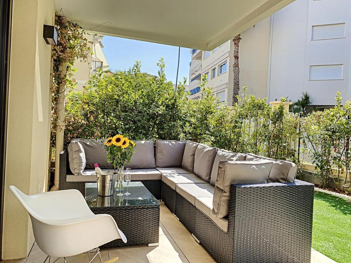 Apartment Palm With A Swimming Pool *