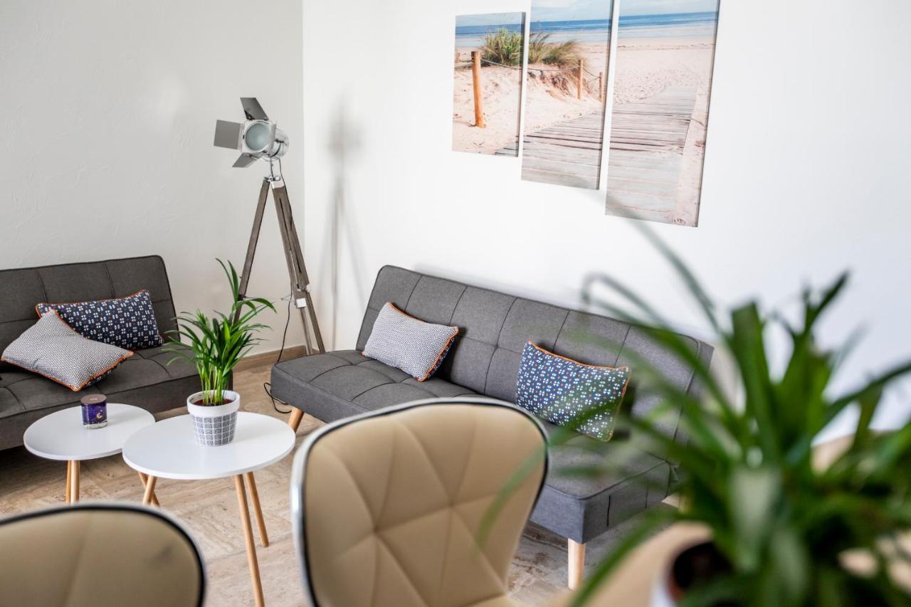 ++++ Renovated Cosy 50m2 Sunny Flat / Balcony / Close To And To The Palais Des Festivals ++++ Cannes