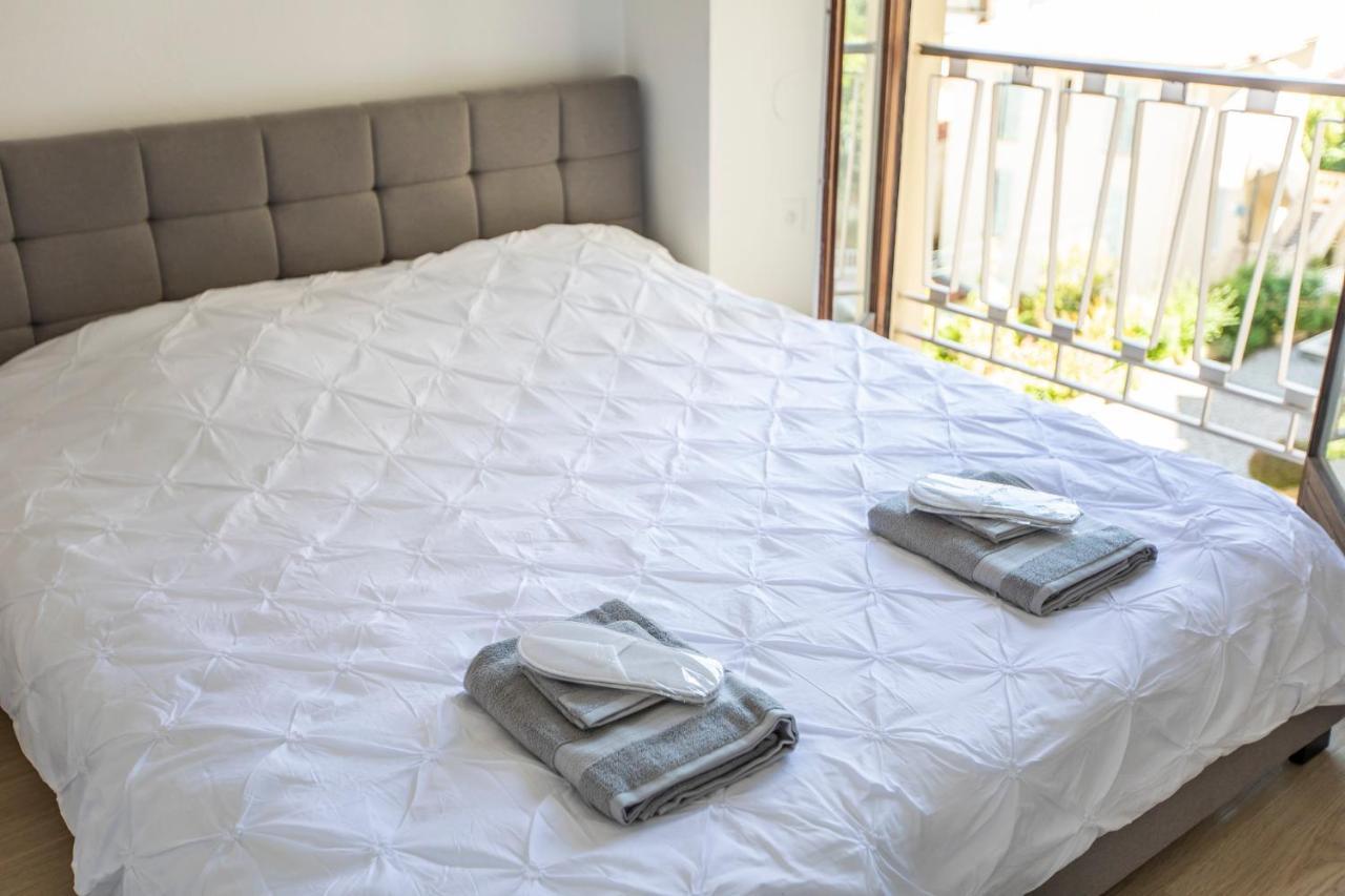 Apartment ++++ Renovated Cosy 50m2 Sunny Flat / Balcony / Close To And To The Palais Des Festivals ++++ Cannes