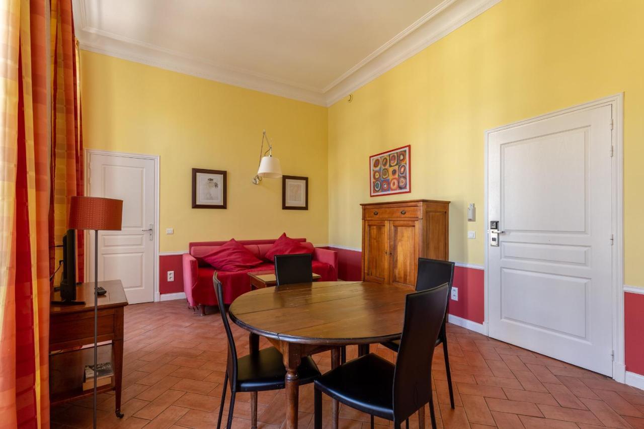 Cannes-hyper-centre Appartement *