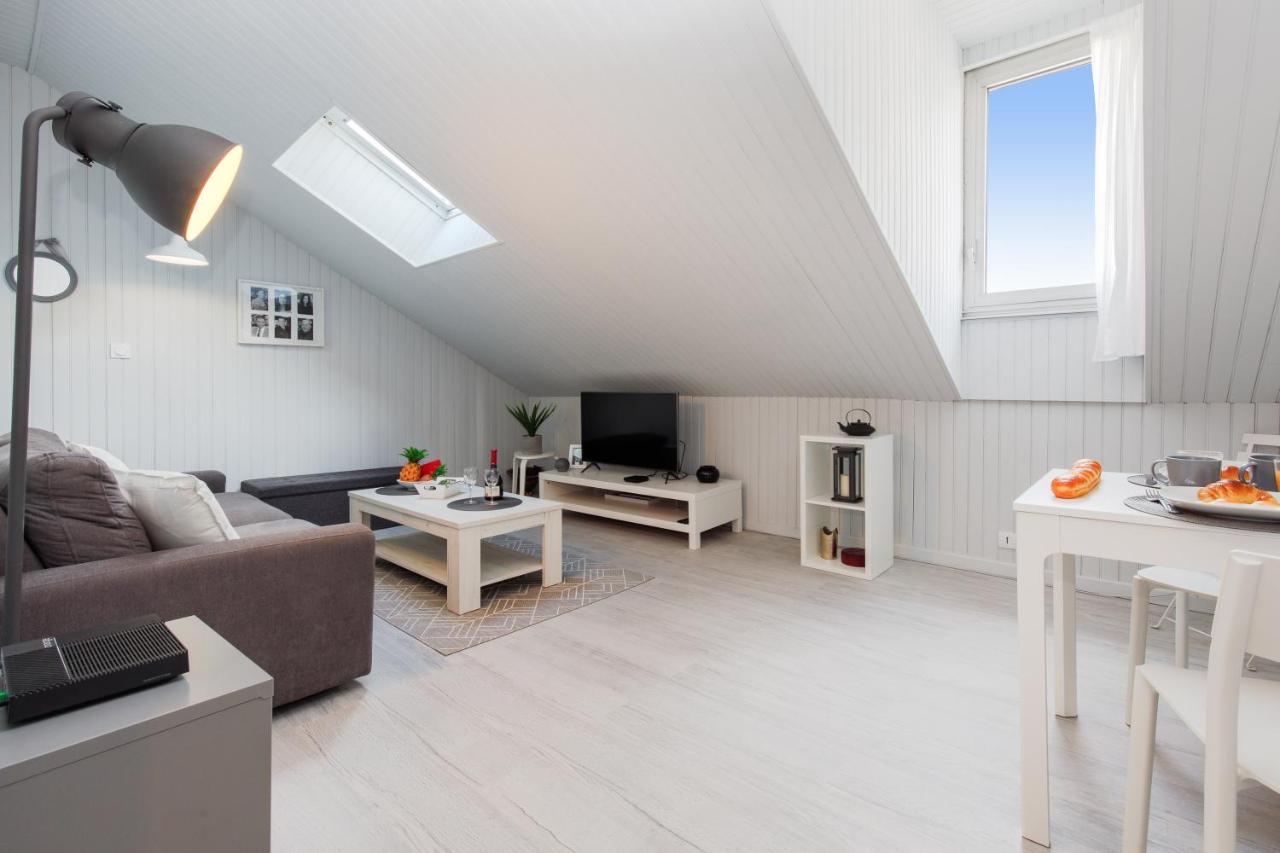 Ritual Apartment *