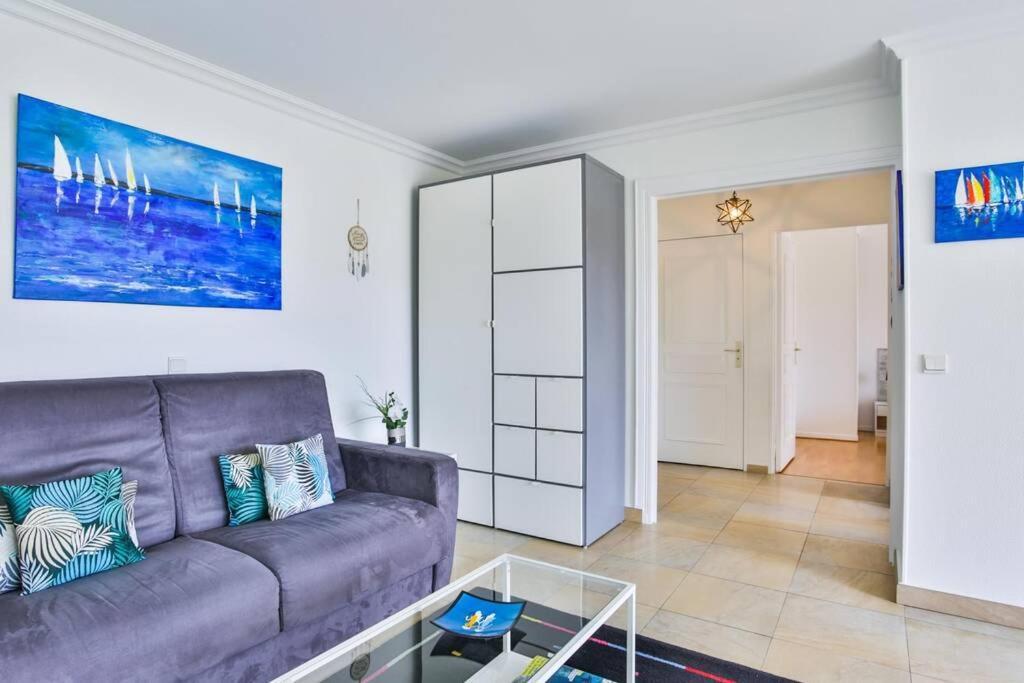 Apartment Bright One Bdrm A/c-swimming Pool/congress By Olidesi