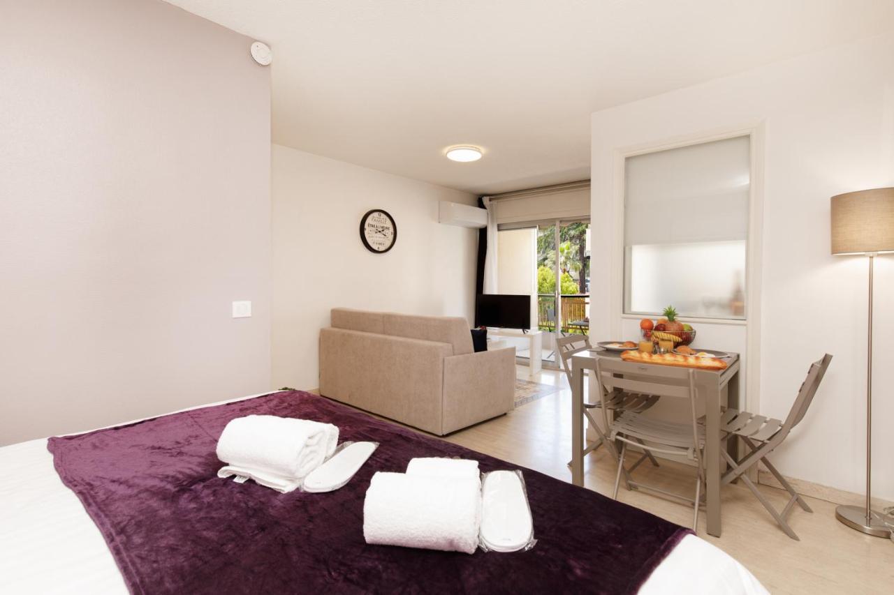 Antares S Yourhosthelper Apartment