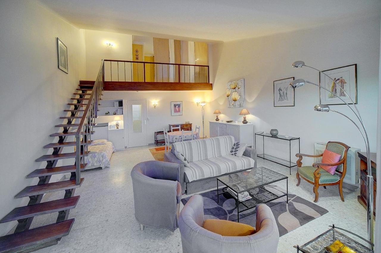 Superbe Duplex Idealement Situe Proche Plages Avec Grande Terrasse Vue Port !l A1b59 Apartment Cannes
