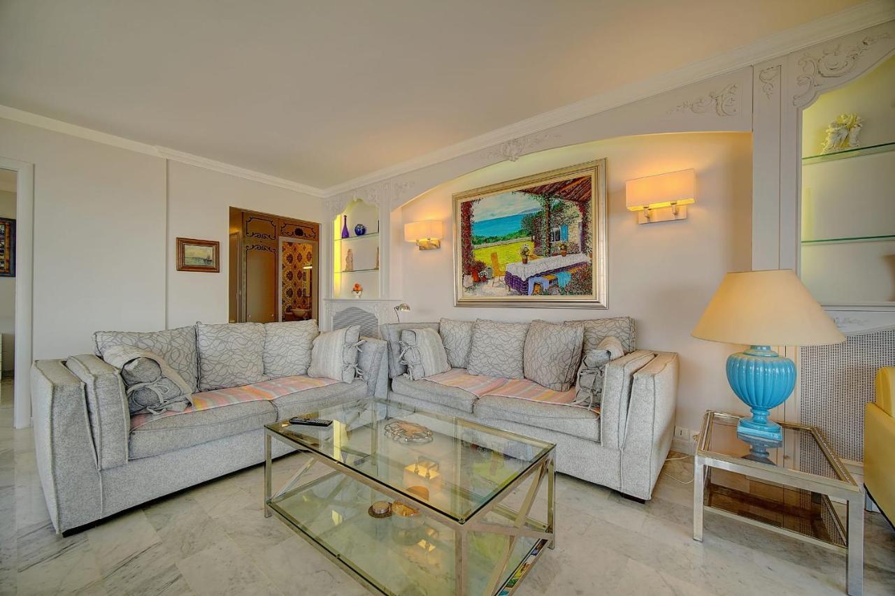Big 2 Bedrooms View On Lerins Islands . Appartement Cannes