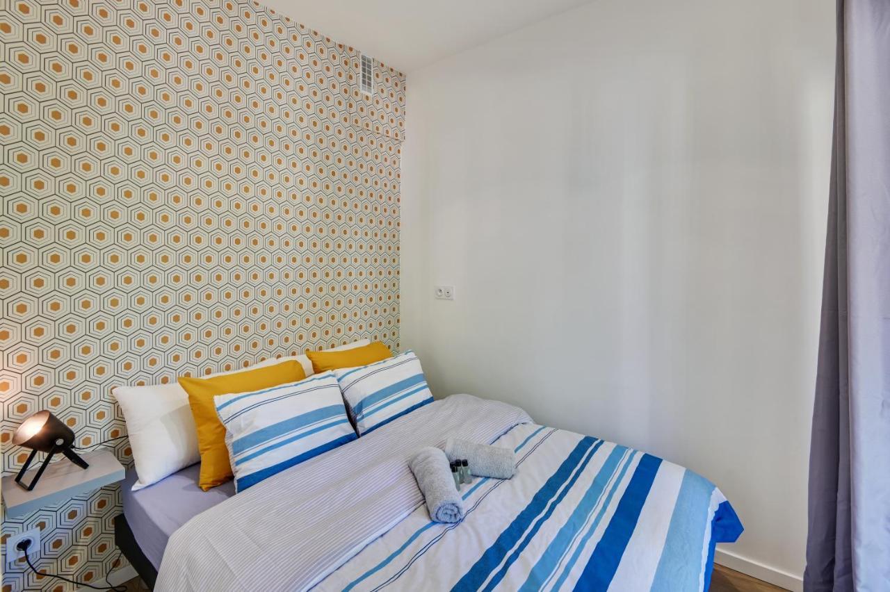 - Luxury Climatise - *