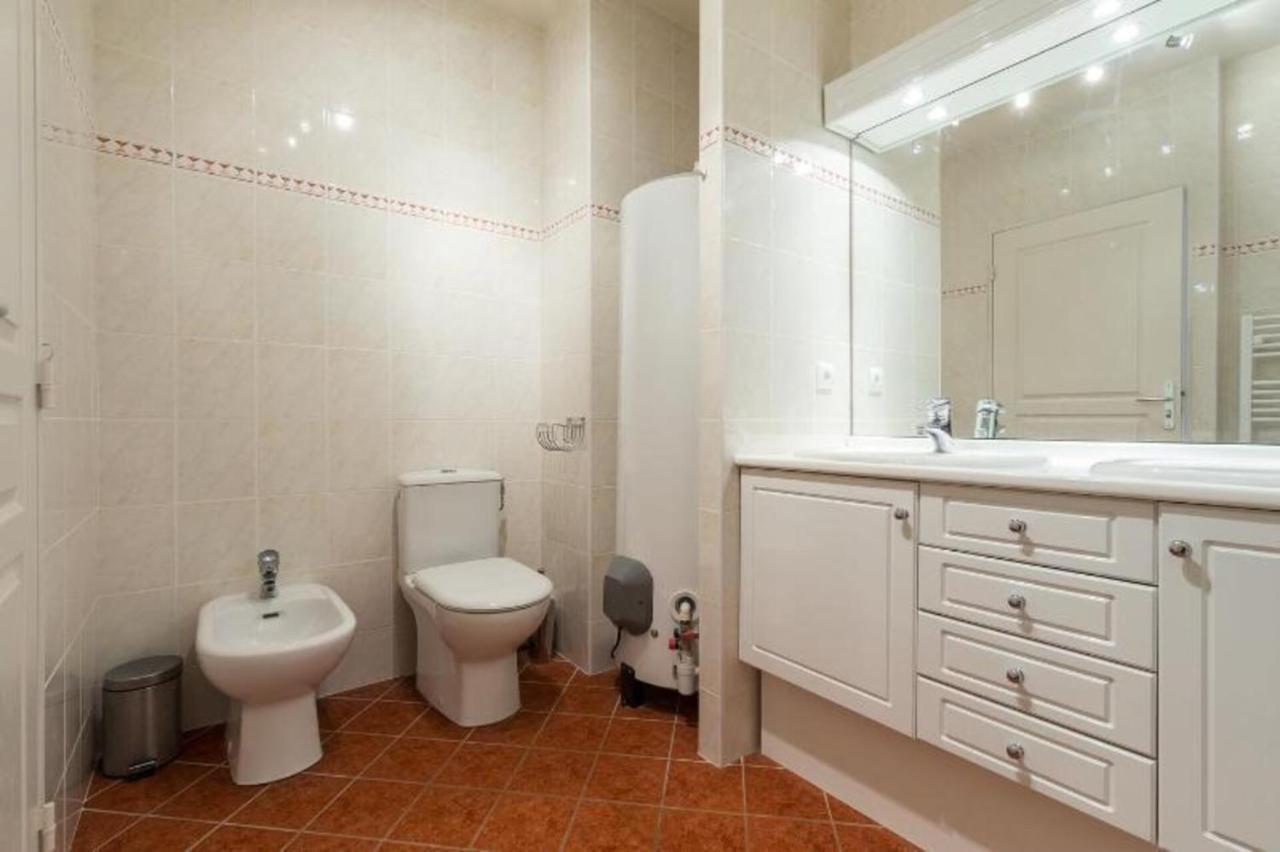 Centre 2mins From Stunning 3-bed