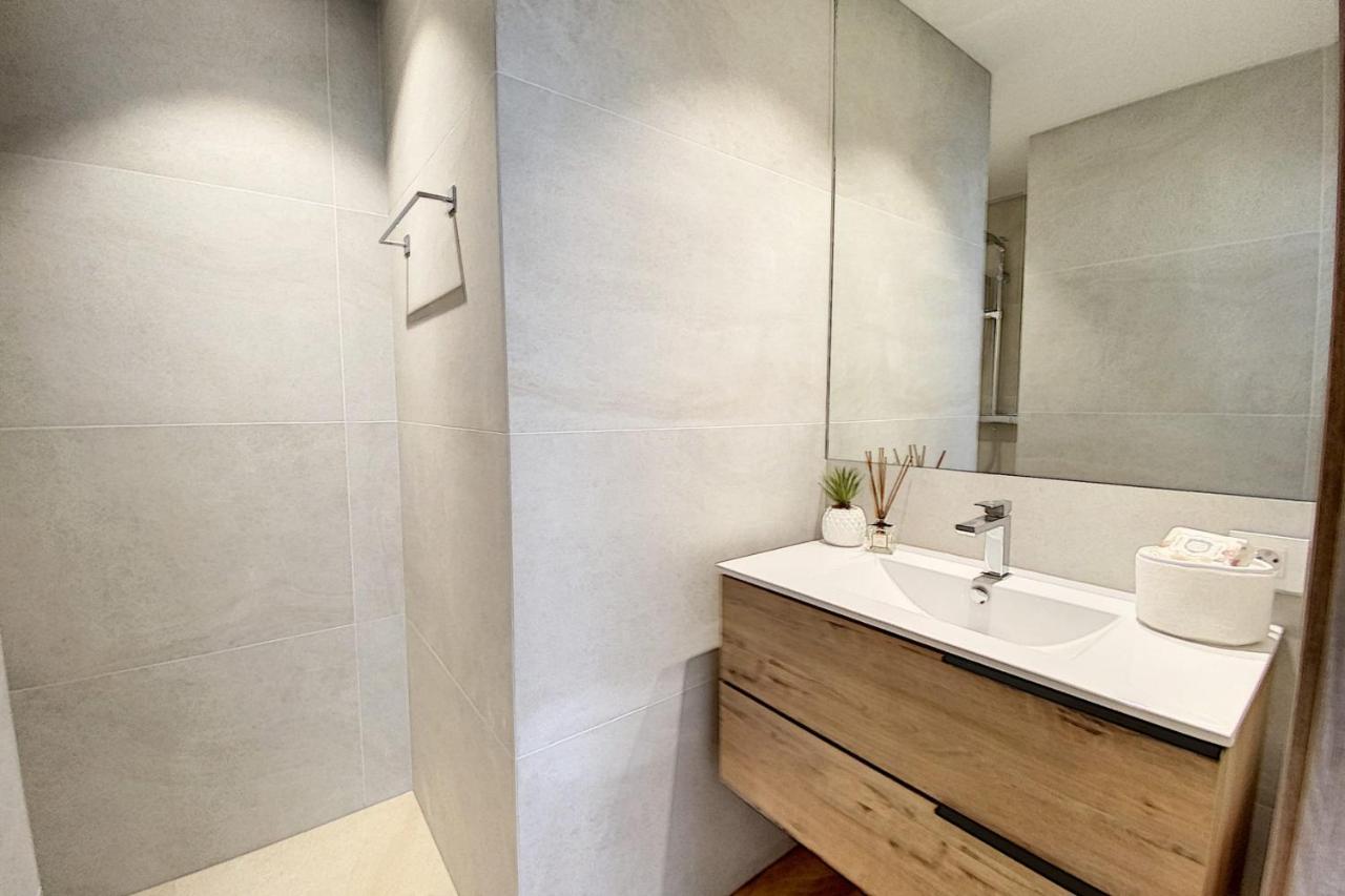Apartment Croisette Residence: Premium Garden Retreat *