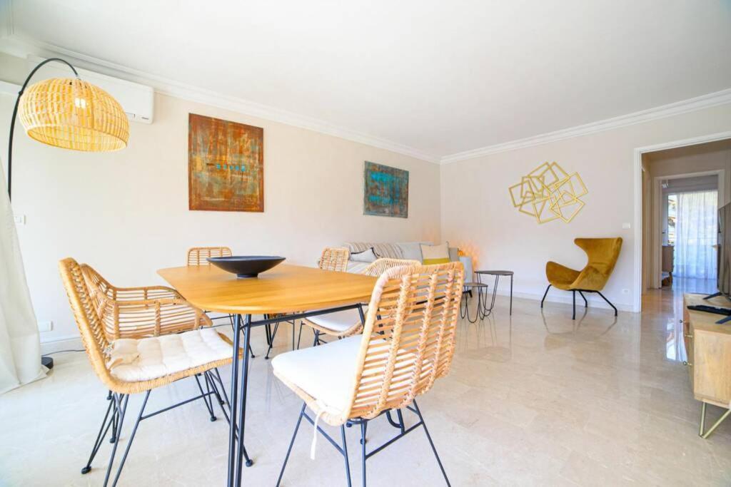 Le Bain De Soleil - Le Bain De Soleil 5 Star Two Bedroom Apartment *