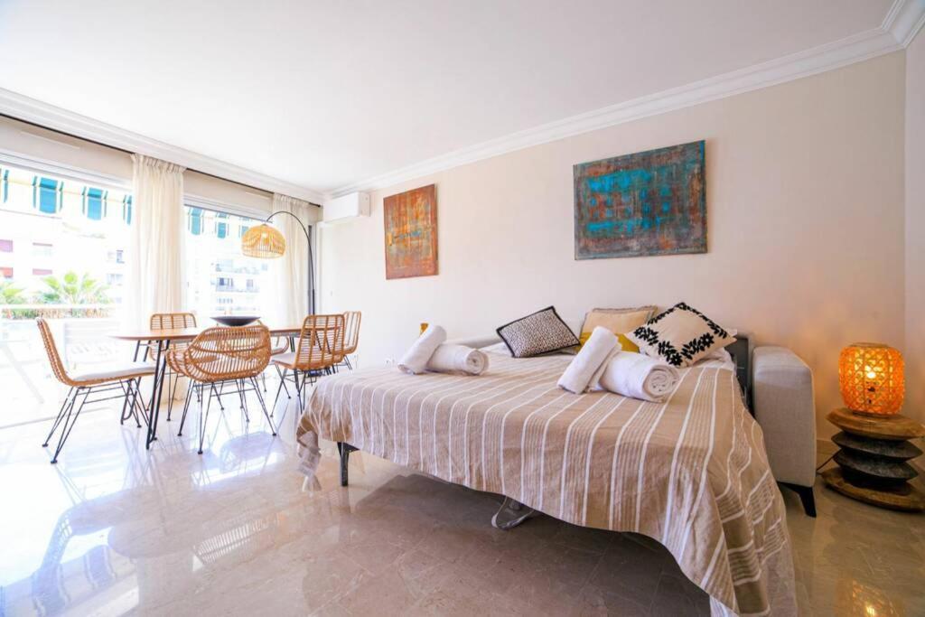 Le Bain De Soleil - Le Bain De Soleil 5 Star Two Bedroom Apartment