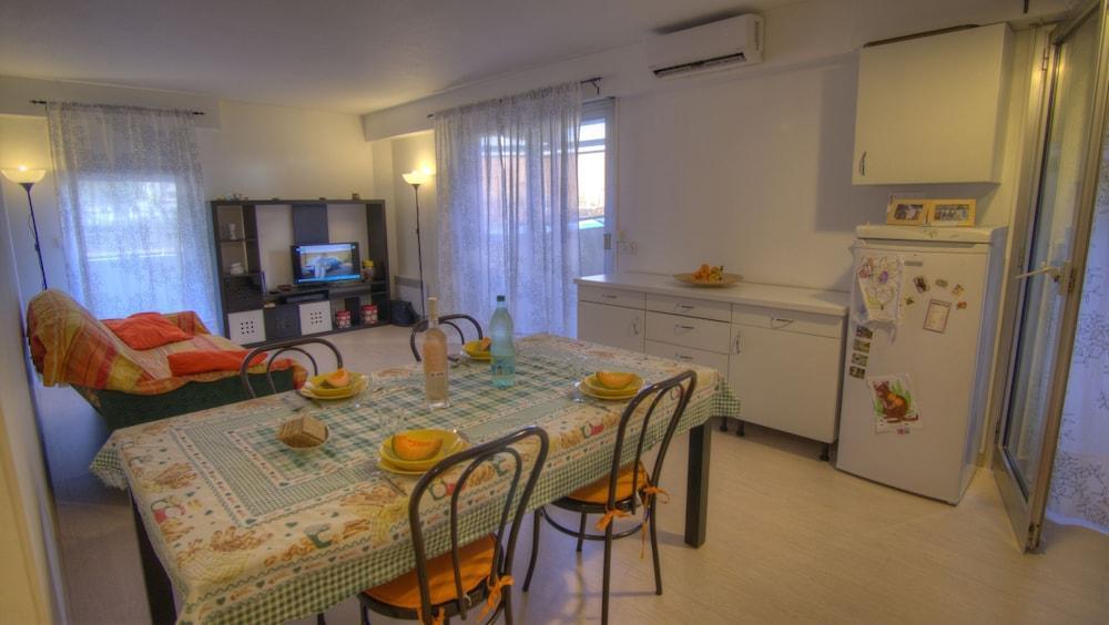 Apartment Palais *