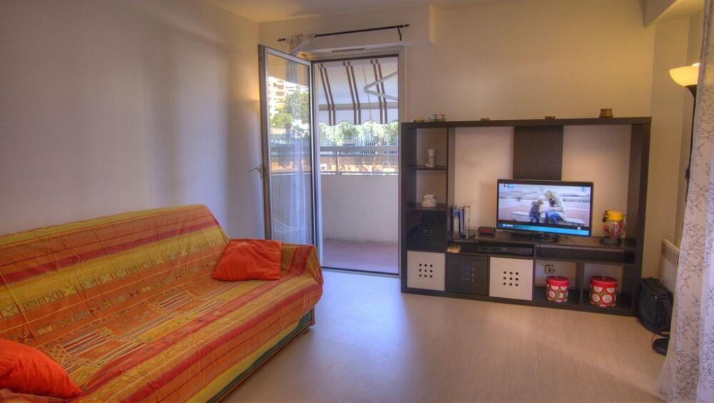 Palais Apartment *