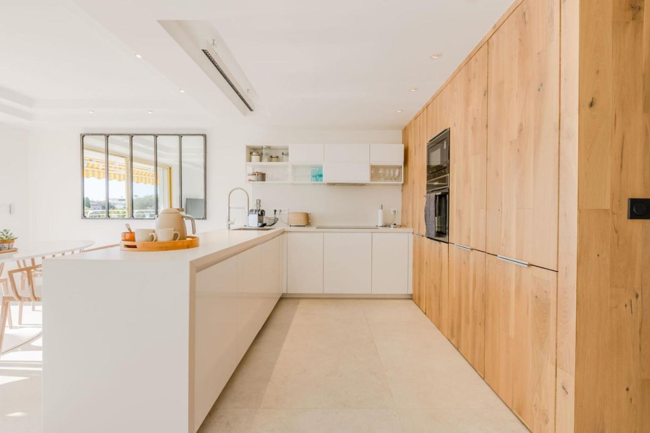 Apartment 4-room Of 96m With A Stunning View Cannes