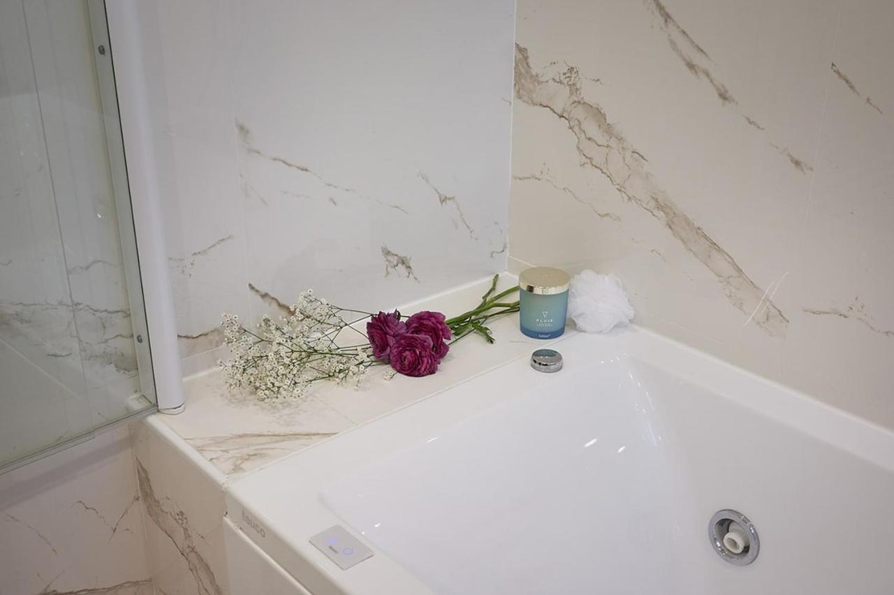 Sunlight - Palme D Or - 2 Bedrooms, Modern Apartment, Hyper Cannes