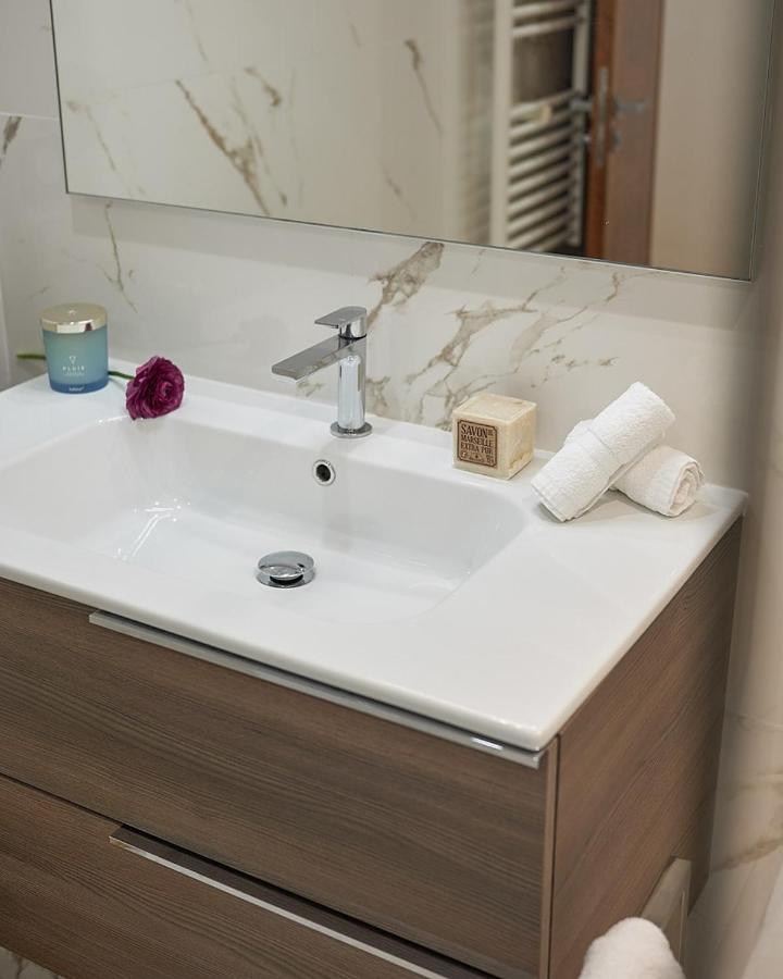 Apartamento Sunlight - Palme D Or - 2 Bedrooms, Modern Apartment, Hyper Cannes