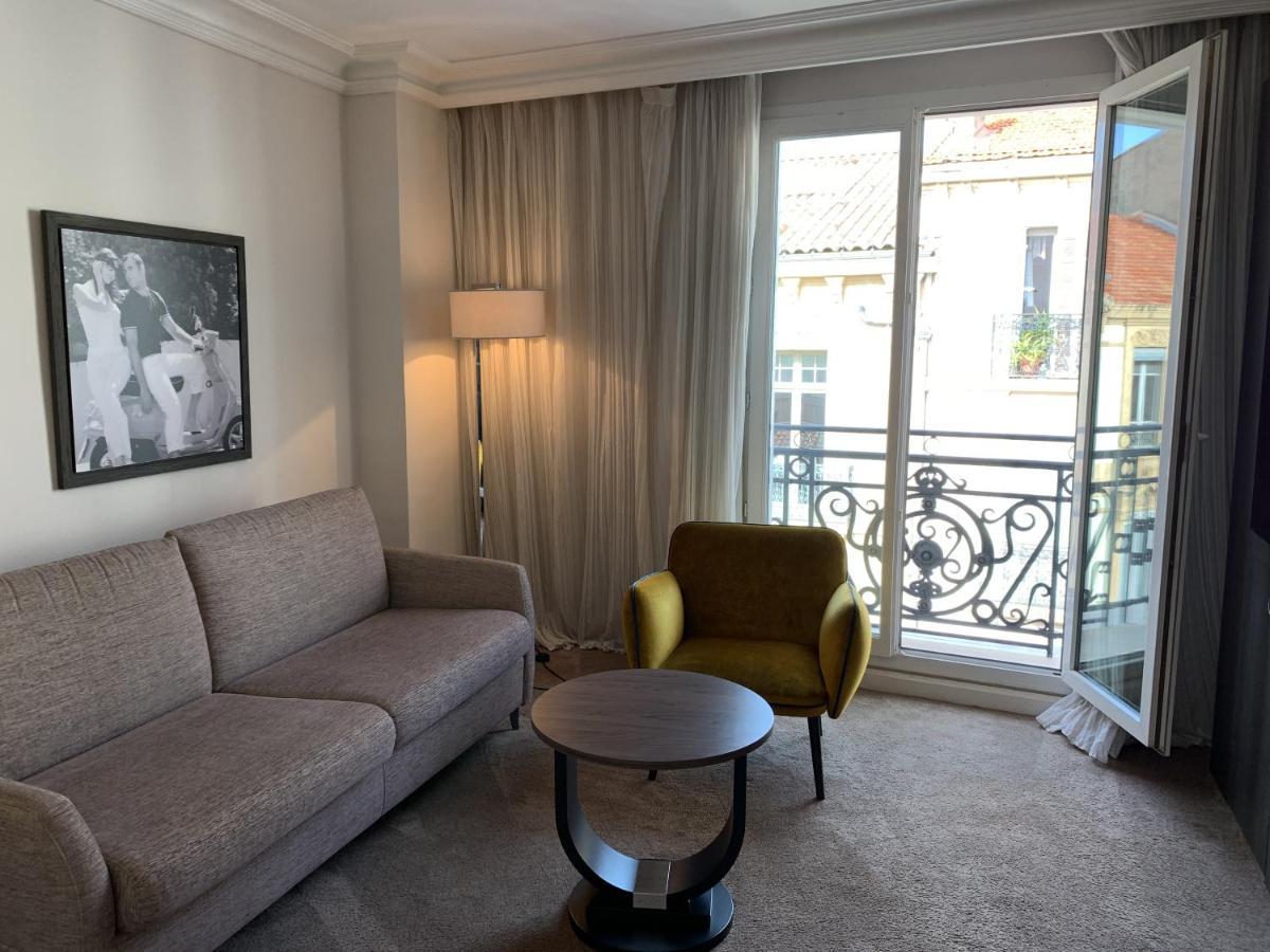 Le Canberra Hotel