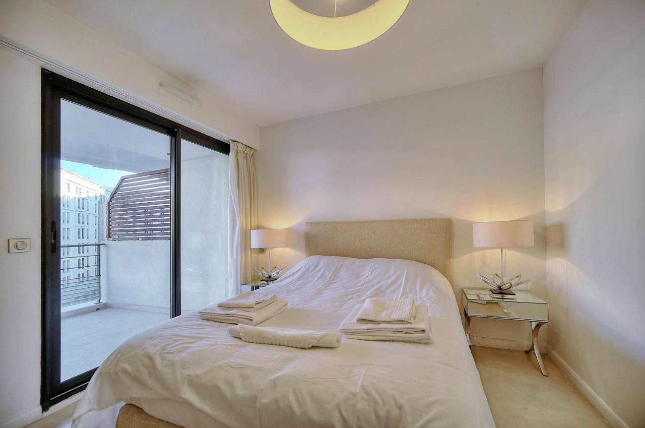 Carlton Riviera