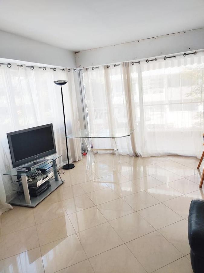 One Bedroom Flat With Terrace, 250m From The And La Croisette, Behind The Martinez *