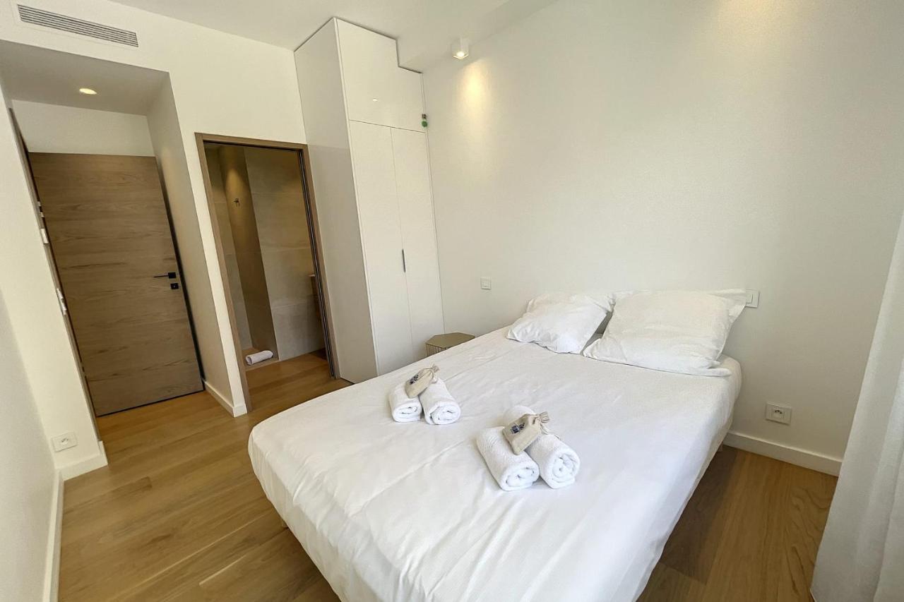 Croisette Residence: Premium Garden Retreat * Cannes