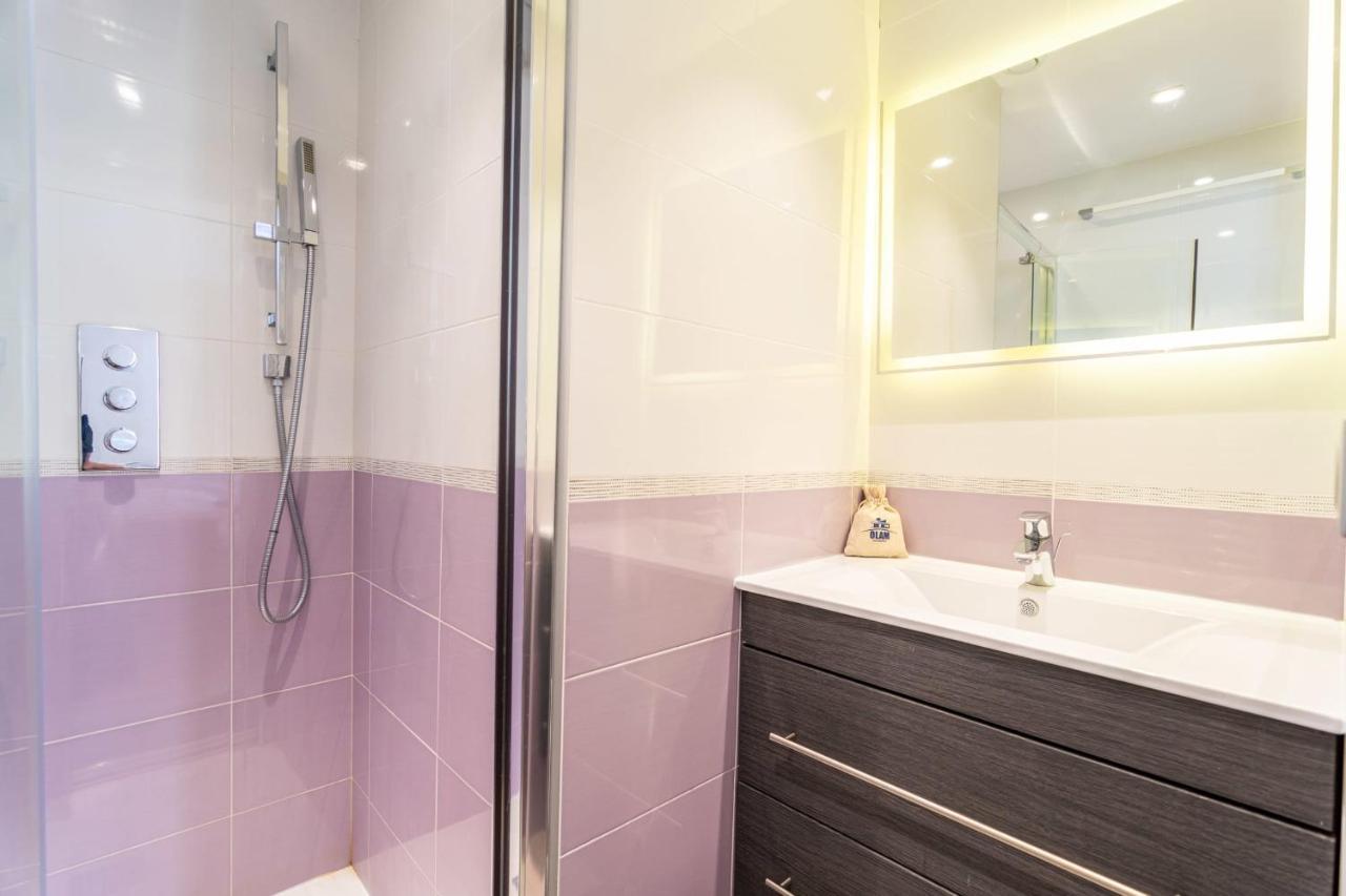 Close Centre 2 Bedroom 2 Bath Mezzanine & Balconies Exceptional Rating Ideal Families Easy Parking By Olam Apartment