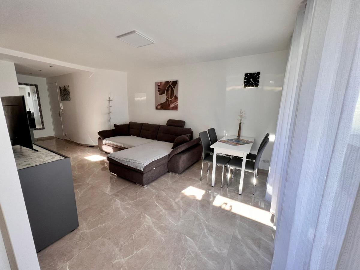 Appart/palm Beach/ Appartement Cannes