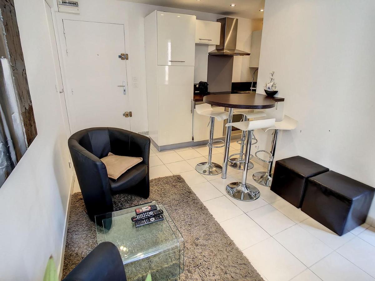 Apartment 1 Bedroom Notre Dame 2 Mins From The Croisette And The Palais 225 *