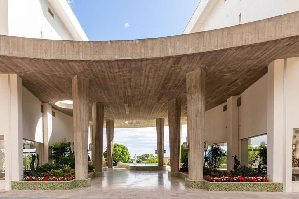 Superbe 3 Pièces Avec Piscine Et Tennis Cannes